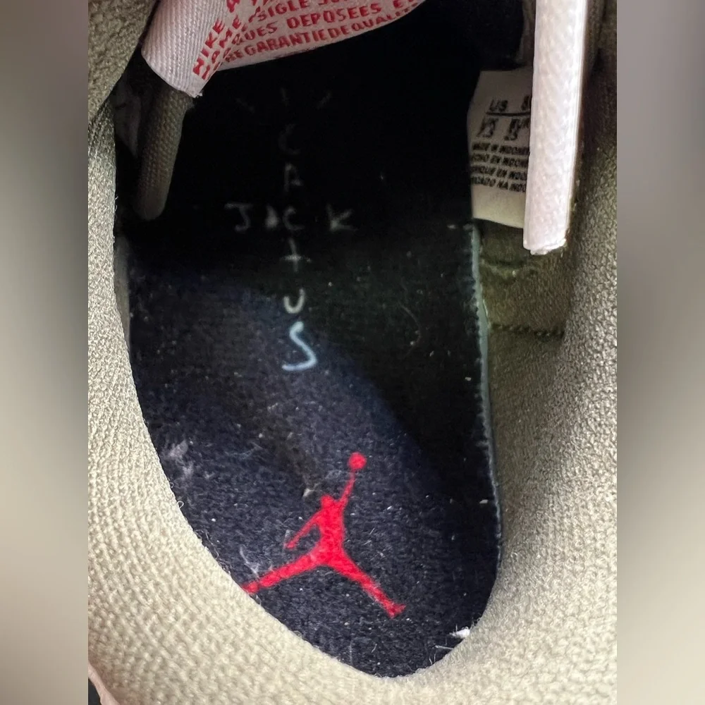 Air Jordan x Travis Scott,‎ Cactus Jack - Olive and Cream Youth Sneakers-8C
